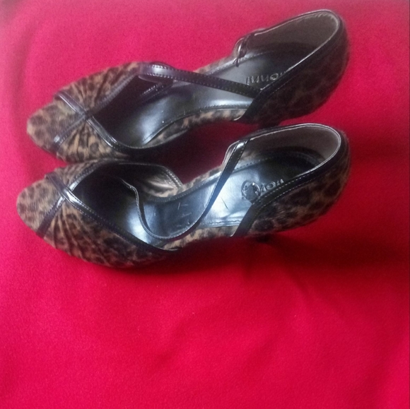 Leopard Animal Print Sandal - Picture 2 of 4